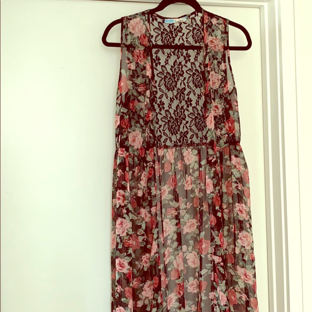 Boho Women’s sheer duster with lace back